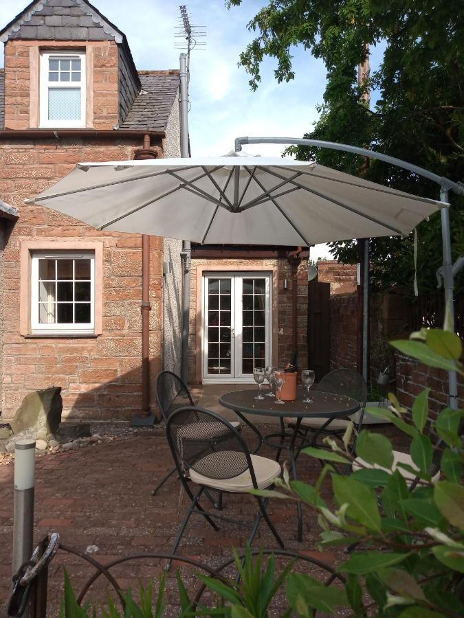Holiday home Laurieknowe Coach House